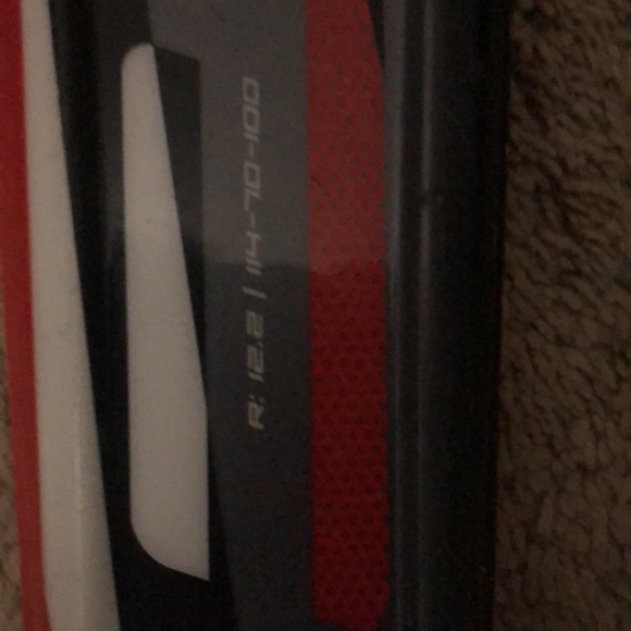 Skis - Picture 2 of 8